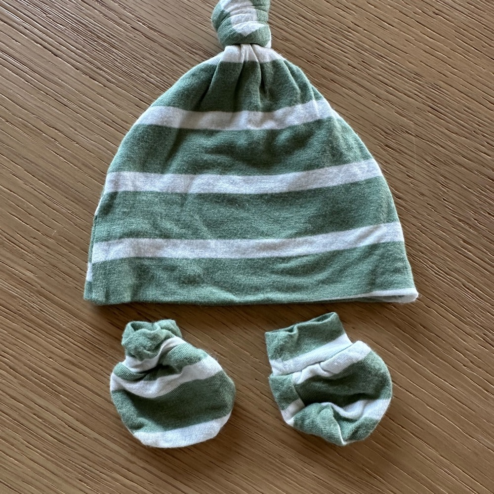 Lou Lou & Company Green and White Striped Baby Hat and Mittens